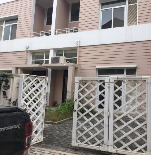 Cho thuê liền kề 125m Splendora LK1-G06 giá 800$, LH 093.4664.617