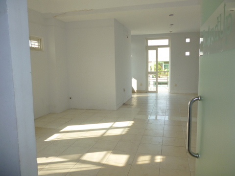 Cho thuê văn phòng CHÍNH CHỦ tại quận 4,giá chỉ từ 7,2 triệu/tháng,diện tích 28m2
