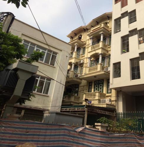 Bán nhà mặt ngõ Đội Cấn 40m 6 tầng giá 5.5 tỷ
