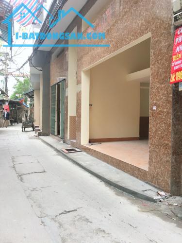 CHO THUÊ CỬA HÀNG ,MẶT BẰNG KINH DOANH ĐẸP RẺ 25M GIÁ 4,3TR GẦN CẦU LỦ KIM GIANG