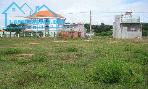 Cần bán lô đất ấp Tân Lộc A, xã Tân Dương, Huyện Vung Lai, Đồng Tháp.