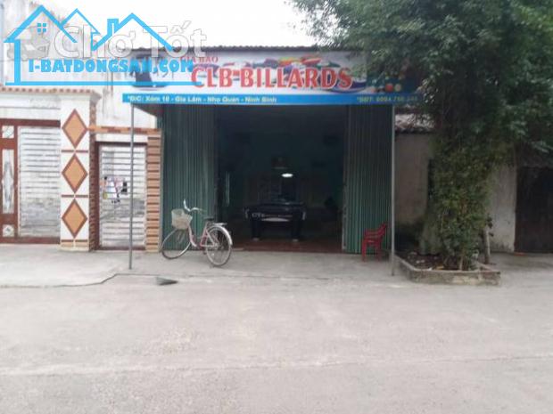 Bán Đất cổng trường cấp 3 nho quan C măt tiền 10 m