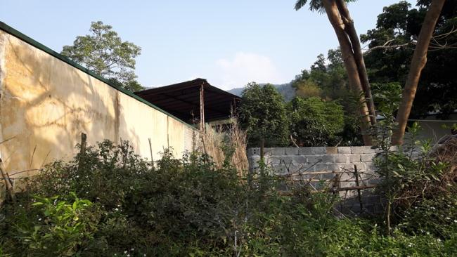 Bán 82m2 đất mặt đường Quốc lộ 6 mới, giá 330 triệu