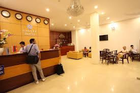Cho thuê khách sạn 3 sao trung tâm quận 1 cách chợ Bến Thành 200m