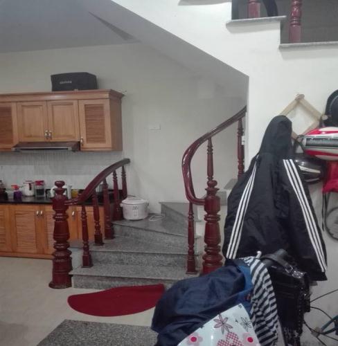 Bán nhà phố Tương Mai 52 m2, ô tô đỗ cửa, giá 4.35 tỷ, thoáng trước sau.