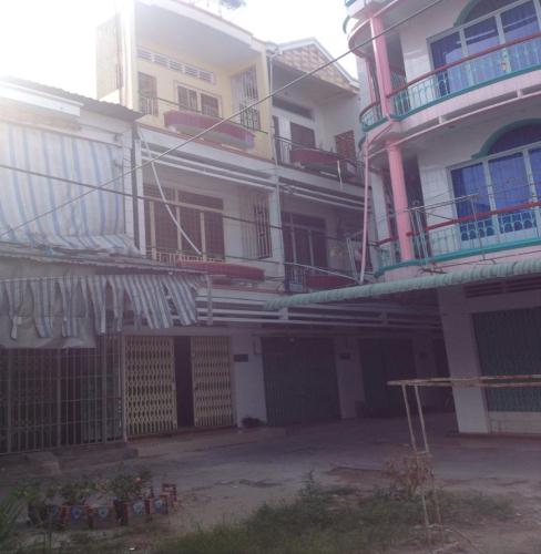 BÁN 2 CĂN NHÀ NGANG 4X10 1 TRỆT 2 LẦU CHỢ CỦ BA CÀNG (SONG PHÚ) XE HƠI CHẠY TỚI NƠI TAM BI