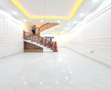 [4m, gần phố] Bán gấp nhà mới đẹp Tôn Đức Thắng, 46m2X5T, MT 5m, giá 5.8 tỷ Sổ đẹp