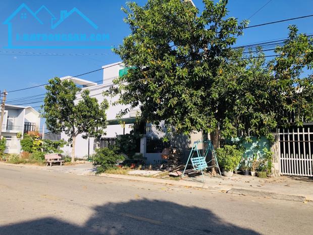 Bán đất đường Nguyễn Thượng Hiền, Tân An, Thị xã LaGi giá ngộp thở