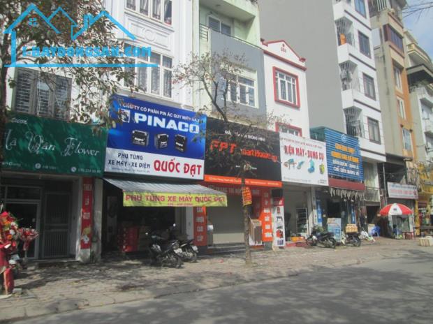 Nợ bank bán Gấp nhà mặt phố Kim Giang sầm uất cạnh KĐT Linh Đàm 42m2 chỉ 5.68 tỷ. - 1