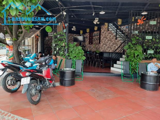 Bình Dương , HOT Sản Phầm Đẹp, Sang quán Cafe Góc 2 MT DTSD: 350 m2 , DT : 10m x