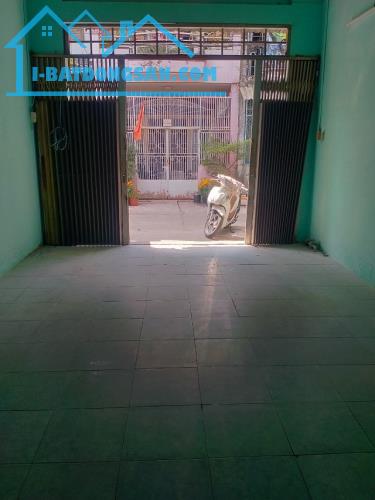 Cho thuê nhà có gác lửng tại số 2A đường 5C, KP21, Bình Hưng Hòa A, Quận Bình Tân