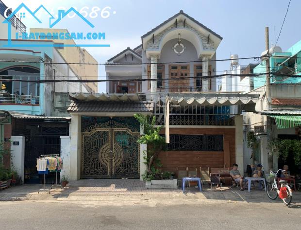Chú Tới cần bán biệt thự 227 đường Lê Lâm, Phường Phú Thạnh, Quận Tân Phú - 3