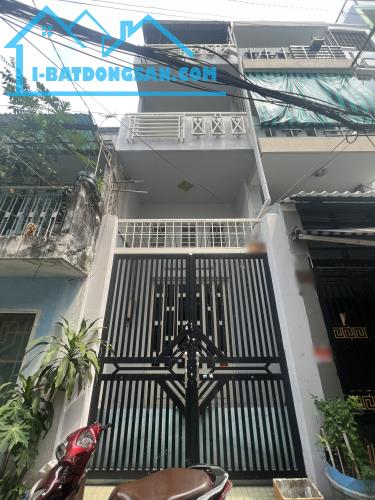 Cho thuê nhà mới 4 tầng hẻm thông đường Hưng Phú P10.Q8. Giá 11 triệu - 1