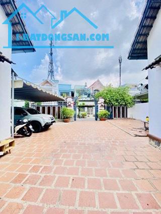 Bán Biệt Thự rộng Siêu đẹp 865m2, P. Tân Phú, Quận 9, GIÁ bán tốt 46tr/m2 - 5
