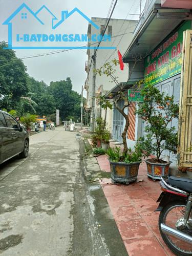 Cho thuê nhà mặt đường Bờ Sông, gần chợ Giường, Duyên Thái, Thường Tín. Giao thông thuận t - 4