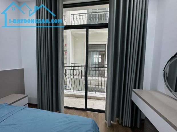Cho thuê căn hộ 2 p.ngủ riêng biệt tại Vinhomes Marina, DT: 80m2. - 3