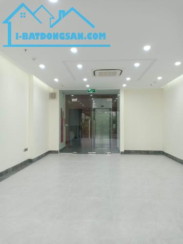 Cho thuê nhà LK 90 Nguyễn Tuân, Thanh Xuân 75m2x5T, thông sàn, nhà mới hoàn thiện - 3