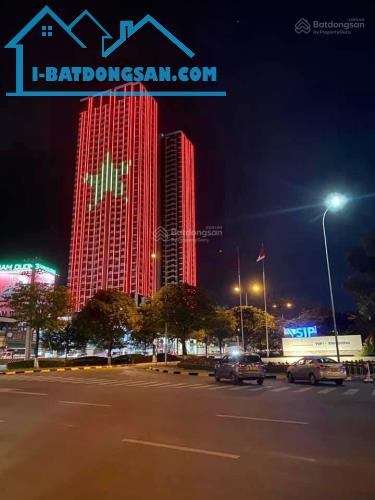 Chính chủ cần bán căn hộ The Emerald Golf View, ngay Aeon Mall Thuận An, 54m2, 1PN, 1,7 - 2