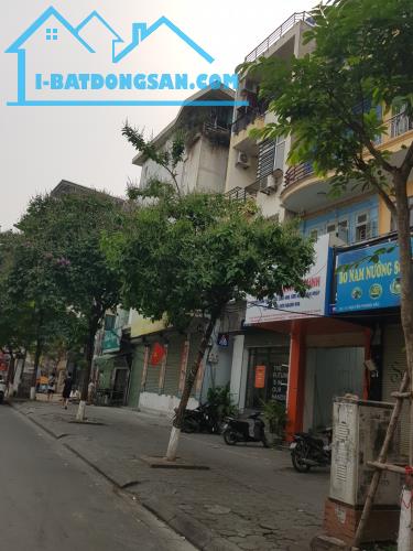 Bàn nhà mặt phố Nguyễn Văn Huyên Cầu Giấy Hà Nội 25 tỷ. - 2