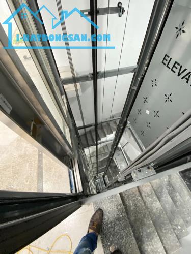 Bán tòa Chung cư mini lô góc 3 thoáng 60m 6 tầng thang máy  Hạ Yên Quyết - Cầu Giấy - 1