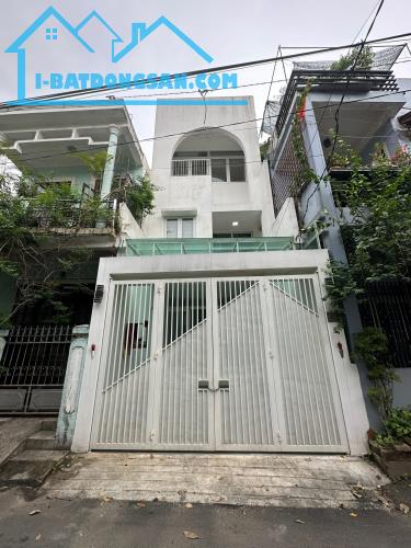 Bán nhà 3 tầng kiệt ôtô tránh đường Xuân Diệu, phường Phước Vĩnh, TP Huế, giá chỉ 3,4 tỷ