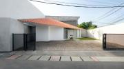 Căn nhà chia đôi mảnh đất vuông thành hai tam giác, tưởng bất hợp lý mà cực lý tưởng