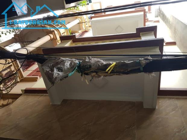 Bán nhà phố Lê Trọng Tấn, Thanh Xuân. Dt 75m2 x 5T, MT 5,4m. Gần phô, ô tô, kinh doanh.