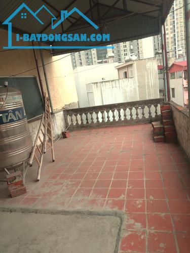 Bán nhà mặt ngõ 559 Kim Ngưu, 45m2, ngõ to Ôtô tránh, Vỉa hè, Kinh doanh, Giá chỉ 4,8 tỷ - 4