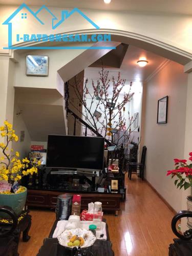 Bán Nhà Đẹp Về Ở Luôn, Phố Vương Thừa Vũ, Thanh Xuân, 46m, Chỉ 9.7 Tỷ..0828.359.356