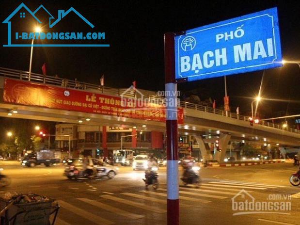 Bán 450 m2 đất mặt phố Bạch Mai, quận Hai Bà Trưng xây K/ Sạn Văn Phòng, Siêu Thị, B/ Viện