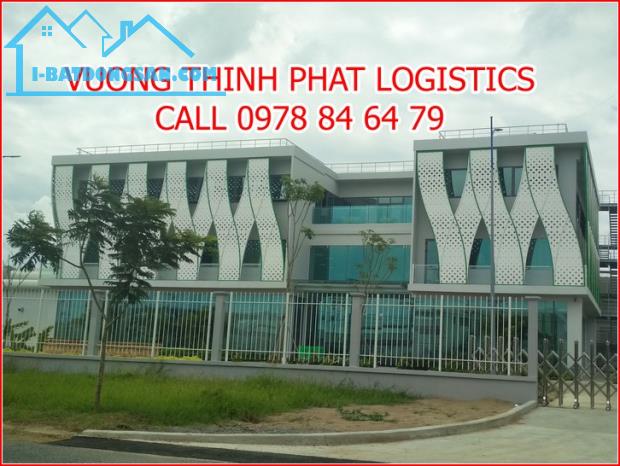 CHO THUÊ NHÀ XƯỞNG GẦN 2.000M2 MẶT TIỀN PHAN VĂN HỚN QUẬN 12, GIÁ RẺ NHẤT KHU VỰC