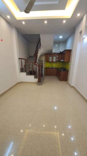 Bán nhà Liễu Giai, Ba Đình 40m2x5 tầng, 10m ra phố, kinh doanh, giá 5.3 tỷ. 0971813682.