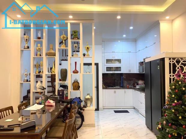 Bán nhà mới đẹp Kim Mã 5 Tầng 40m2 Ngõ Thẳng 30m Ra Phố, Giá 6,5 Tỷ - Ảnh Thật - 5