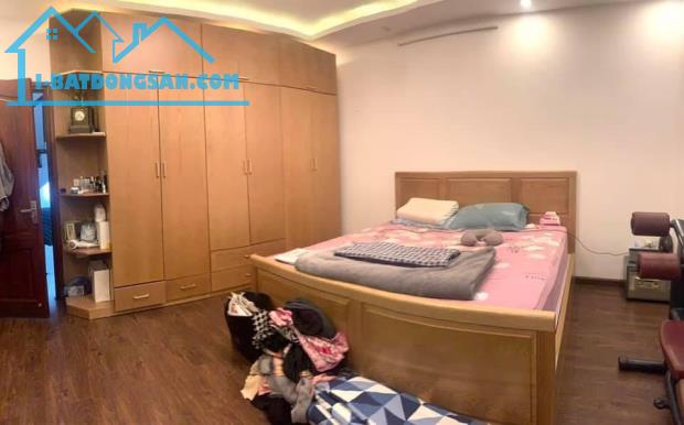 Bán nhà mới đẹp Kim Mã 5 Tầng 40m2 Ngõ Thẳng 30m Ra Phố, Giá 6,5 Tỷ - Ảnh Thật - 4