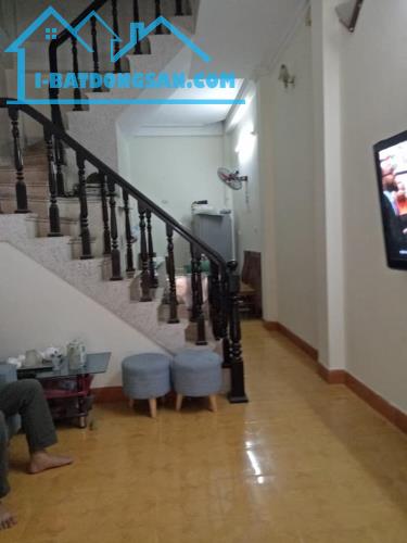 Bán nhà Chùa Bộc, Đống Đa, 48 m2 x 4 tầng, giá 5,7 tỷ, Lh 0842951516 - 2