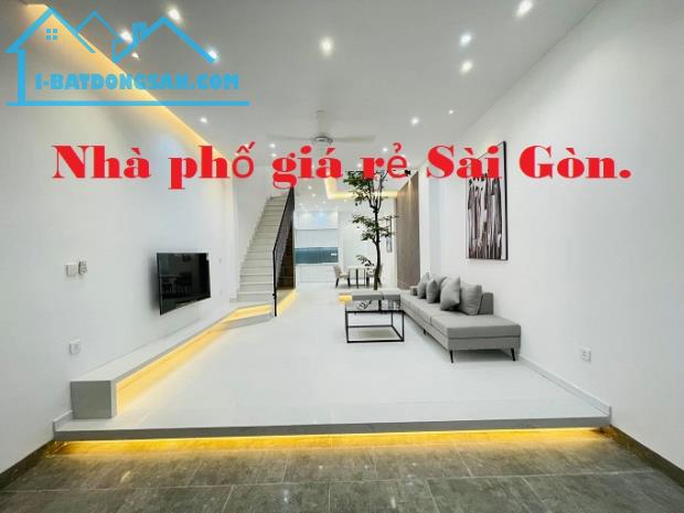 Nhà HBG Nguyễn Oanh, P17, Gò Vấp, 65m2, 3 tầng, lung linh. Tùng thổ cư.