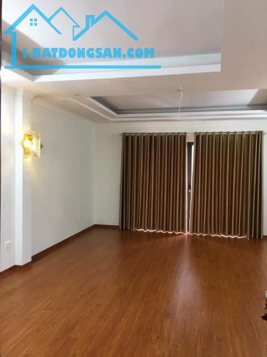 Bán Nhà Phân Lô Liễu Giai 68m2x5 Tầng, Thang Máy, Gara Ô Tô, KD, Chỉ 17.5 Tỷ. 0971813682. - 1