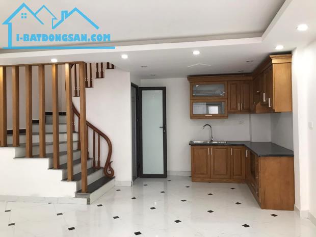 NHÀ ĐẸP KIM GIANG, 5 TẦNG, 41M2, MẶT TIỀN 4.1M, Ở NGAY, CHỈ 6.3 TỶ