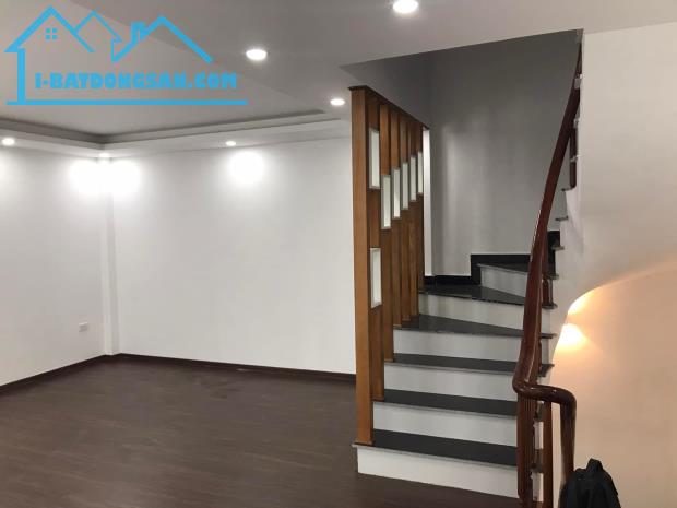 NHÀ ĐẸP KIM GIANG, 5 TẦNG, 41M2, MẶT TIỀN 4.1M, Ở NGAY, CHỈ 6.3 TỶ - 2