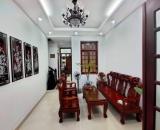 Bán nhà riêng ngõ Quỳnh, Bạch Mai, 41m2x5t, mt 4.1m, giá 6.9 tỷ.
