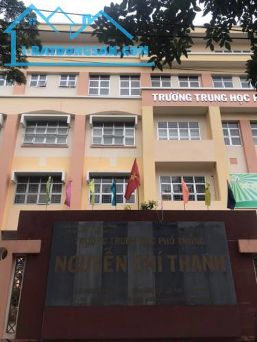 Nhà mặt tiền KD đường Văn Chung, P13, Tân Bình, 124m2, 6 tầng.