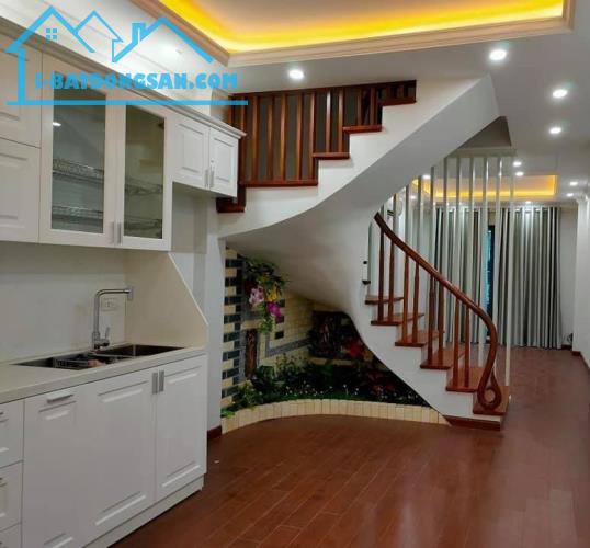 Bán nhà mặt phố Phường Quang Trung, Hà Đông, 70m2, 6 tầng kinh doanh đỉnh chỉ nhỉnh 7 tỷ