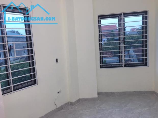 Bán nhà đường Tây Sơn Dt 40m x4 tầng giá 4,5 tỷ, Lh 0913518923 - 2