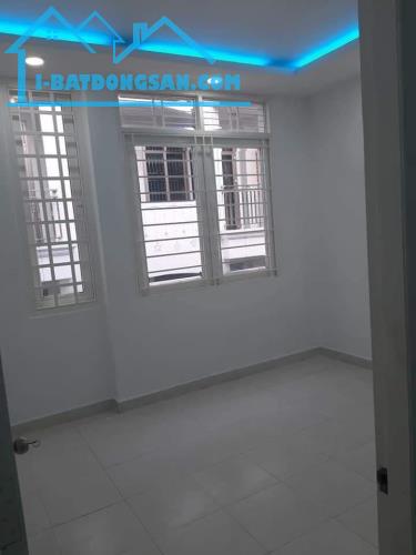 Bán nhà 4 tầng gần 36m2 đường 3 tháng 2 Quận 10, giá sốc chỉ 4.6 tỉ