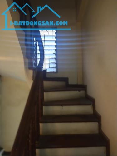 NGON RẺ BỔ - NHÀ MẶT PHỐ GIA QUẤT - KINH DOANH ĐỈNH 32M, 4 TẦNG, MT 3,4M, 3,8 TỶ. - 2