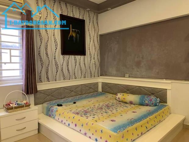 Bán nhà 2 mặt tiền Lạc Long Quận Quận 11 giá chỉ 6.6 tỉ thương lượng - 2
