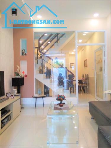 Bán nhà 58m2, Nguyễn Đình Khơi, P4,Tân Bình, 4tầng, HXH qua nhà, giá 5,1 tỷ TL