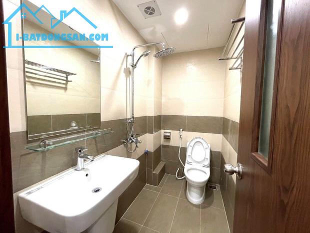 Bán nhà ngõ 236 Khương Đình, xe 5 tạ đỗ cửa,DT 32m x 4 tầng, giá 4,3tỷ LH 0911002289 - 2