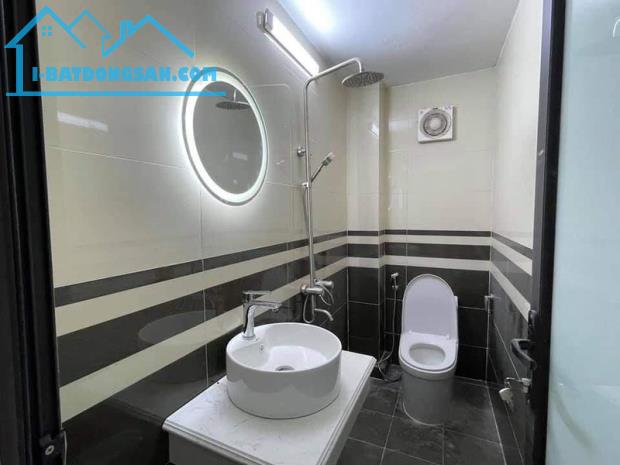 Cần bán gấp, nhà đẹp, lô góc, Vương Thừa Vũ Thanh Xuân, 33m2, giá 4,5tỷ lh 0911000389 - 1