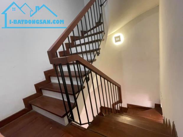 Bán Nhà Mặt ngõ ô tô KD phố Thái Hà Đống Đa, 38m 5 tầng, Giá 8,5 tỷ.